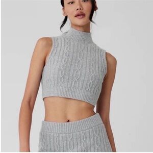 ALO Bliss Sweater Vest Grey Large NEW